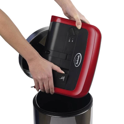 Ewbank Evolution 3 Bagless Manual Carpet Sweeper With Two Settings - Red 8 Ewbank Evolution 3 Bagless Manual Carpet Sweeper With Two Settings - Red - Image 6