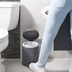 Plasticplace 4 Gallon Scented Garbage Can Liners, Lavender And Soft Vanilla, 200 Count -Household Cleaning Supplies GUEST 8d6aebee 440c 42ef 9f0f 782d6cb5cd9d