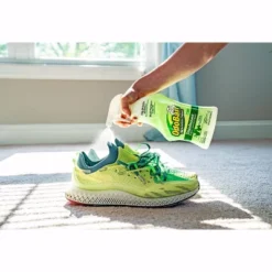 OdoBan Ready-to-Use Disinfectant And Odor Eliminator, 32 Ounce Spray Bottle, Original Eucalyptus Scent -Household Cleaning Supplies GUEST d2f526eb 30ce 40df 8ec5 86f9329789e4